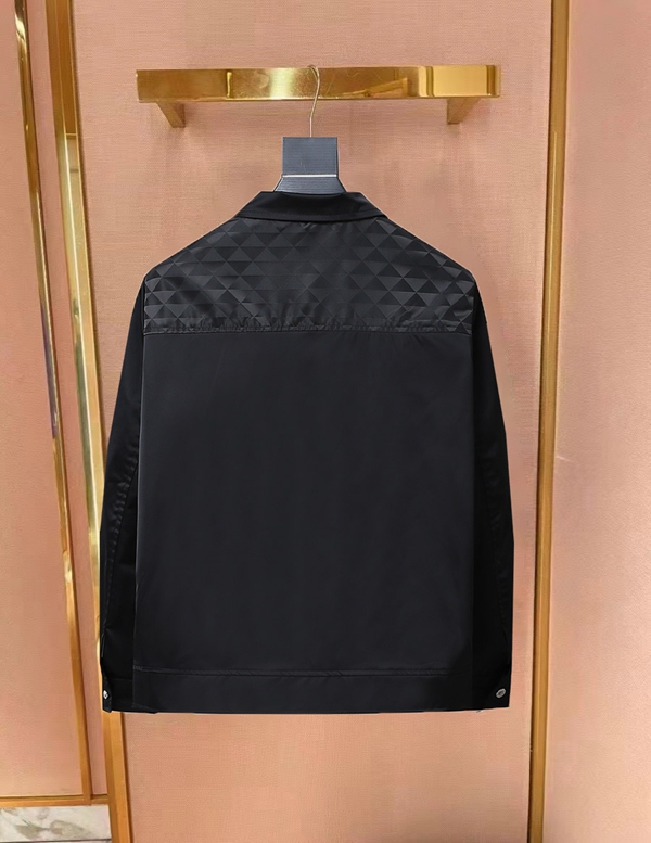 ブランドジャケット背面デザイン